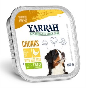 Yarrah dog alu brokjes kip / aloe vera in saus graanvrij Yarrah dog alu brokjes kip / aloe vera in saus graanvrij